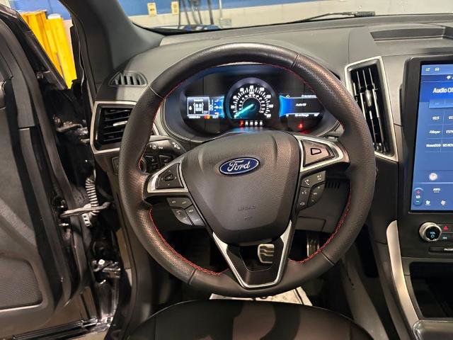 Certified 2024 Ford Edge ST-Line AWD/4WD image 12