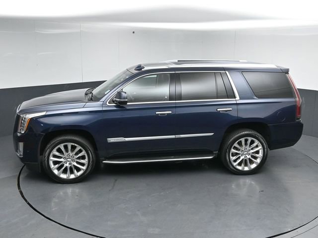 Used 2018 Cadillac Escalade Luxury AWD/4WD image 45