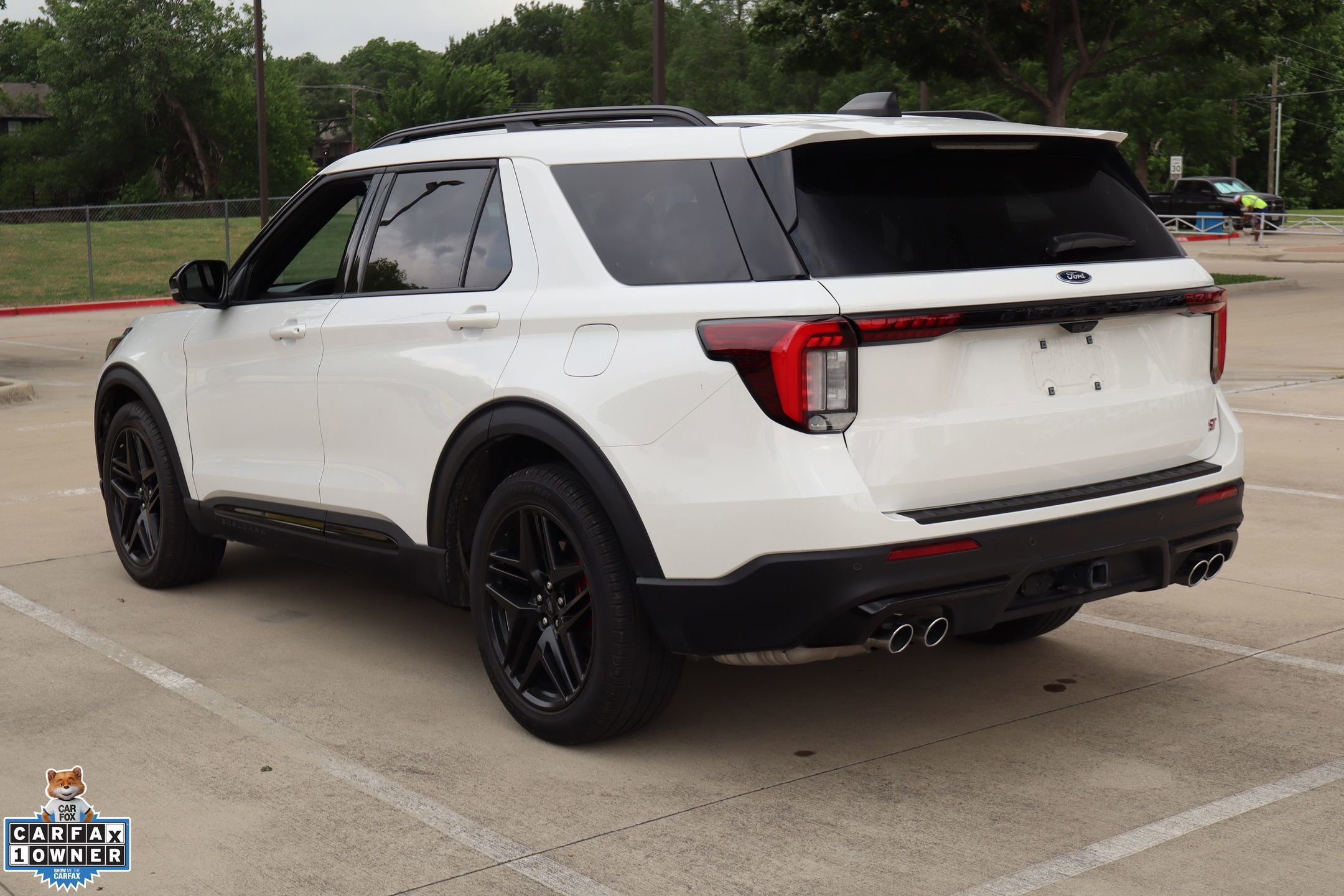 Certified 2025 Ford Explorer ST AWD/4WD image 5