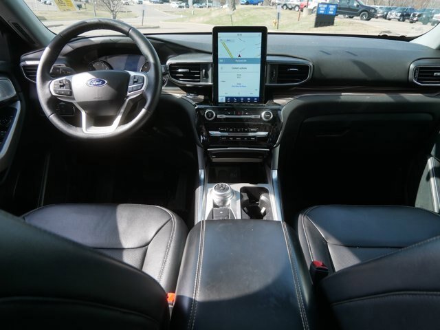 Certified 2023 Ford Explorer Limited w/ Hybrid Equipment Group 310A AWD/4WD image 19