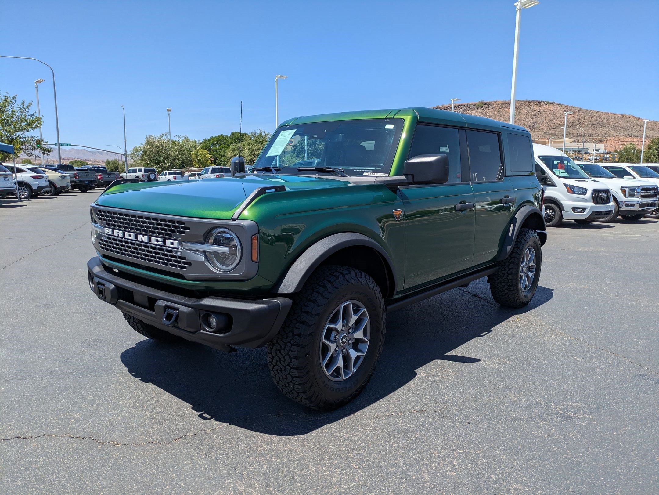 Certified 2025 Ford Bronco Badlands AWD/4WD image 10