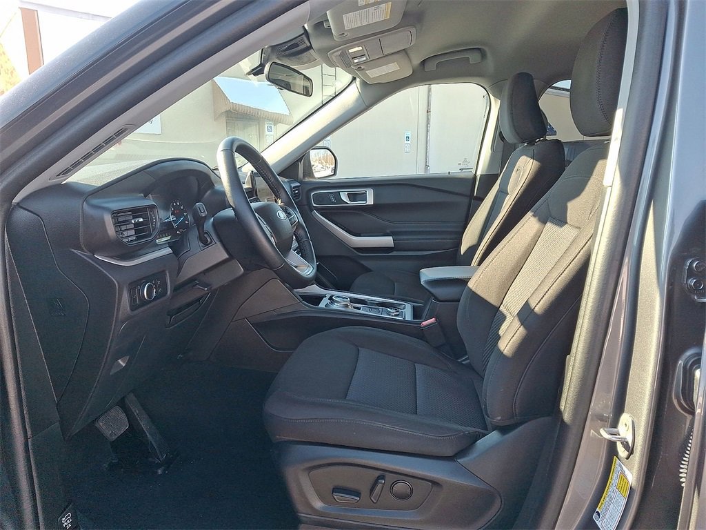 Certified 2023 Ford Explorer XLT image 16