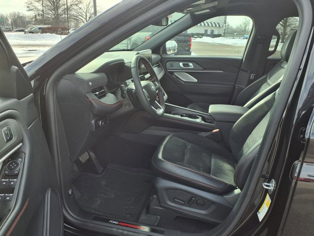 Certified 2025 Ford Explorer ST image 25