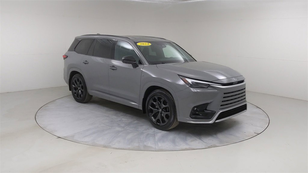 Used 2024 Lexus TX 500h AWD w/ Technology Package image 11