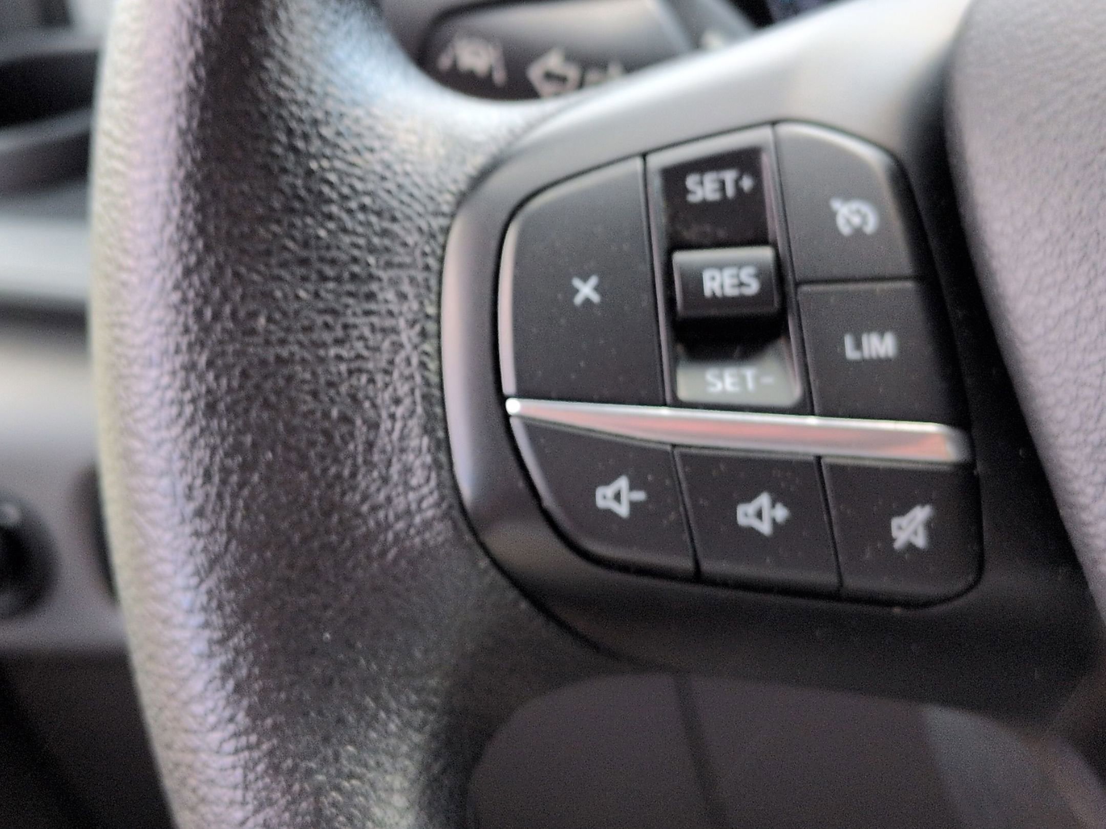 Certified 2024 Ford Transit 350 XLT image 18