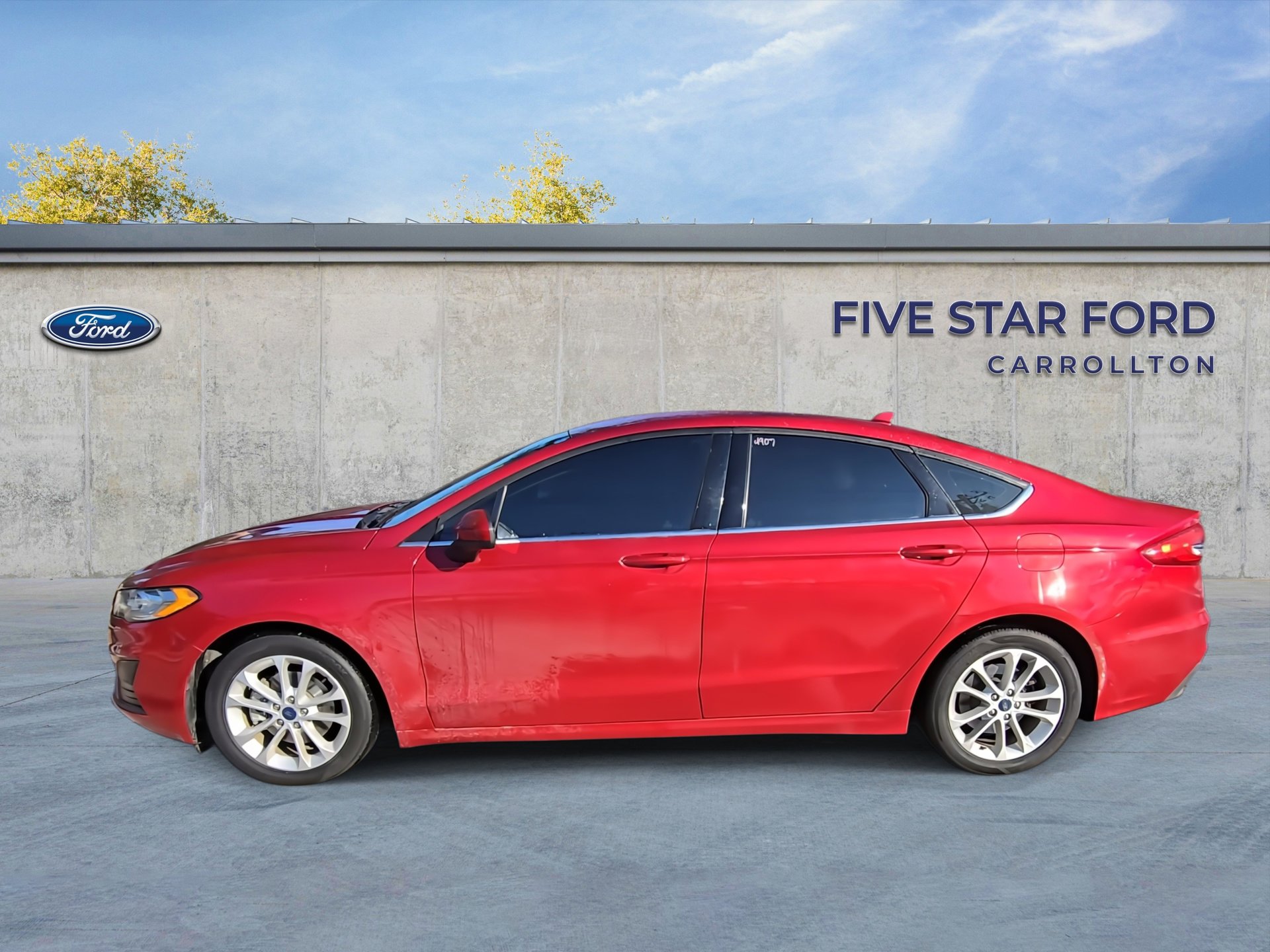 Certified 2020 Ford Fusion SE image 5