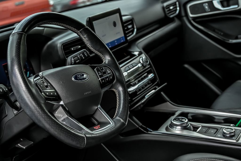 Certified 2022 Ford Explorer ST AWD/4WD image 19
