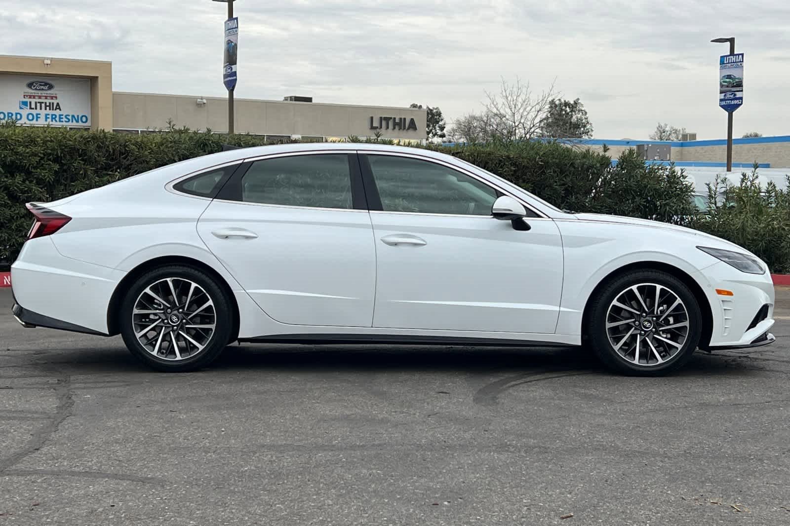 Used 2020 Hyundai Sonata Limited image 9