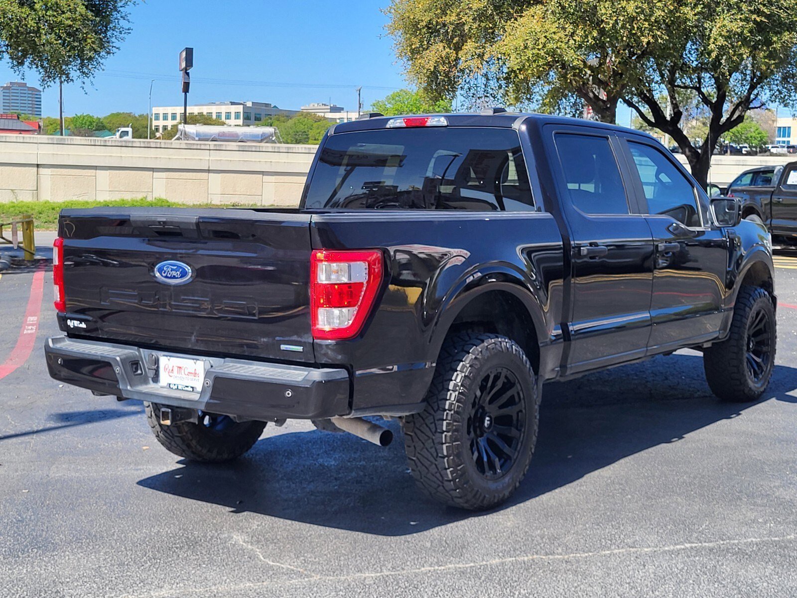 Certified 2022 Ford F150 XL w/ STX Appearance Package image 3