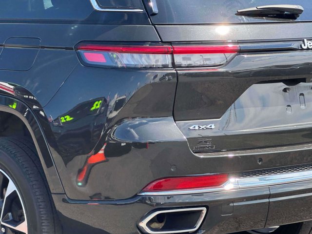 Used 2023 Jeep Grand Cherokee Overland w/ Luxury Tech Group IV image 9