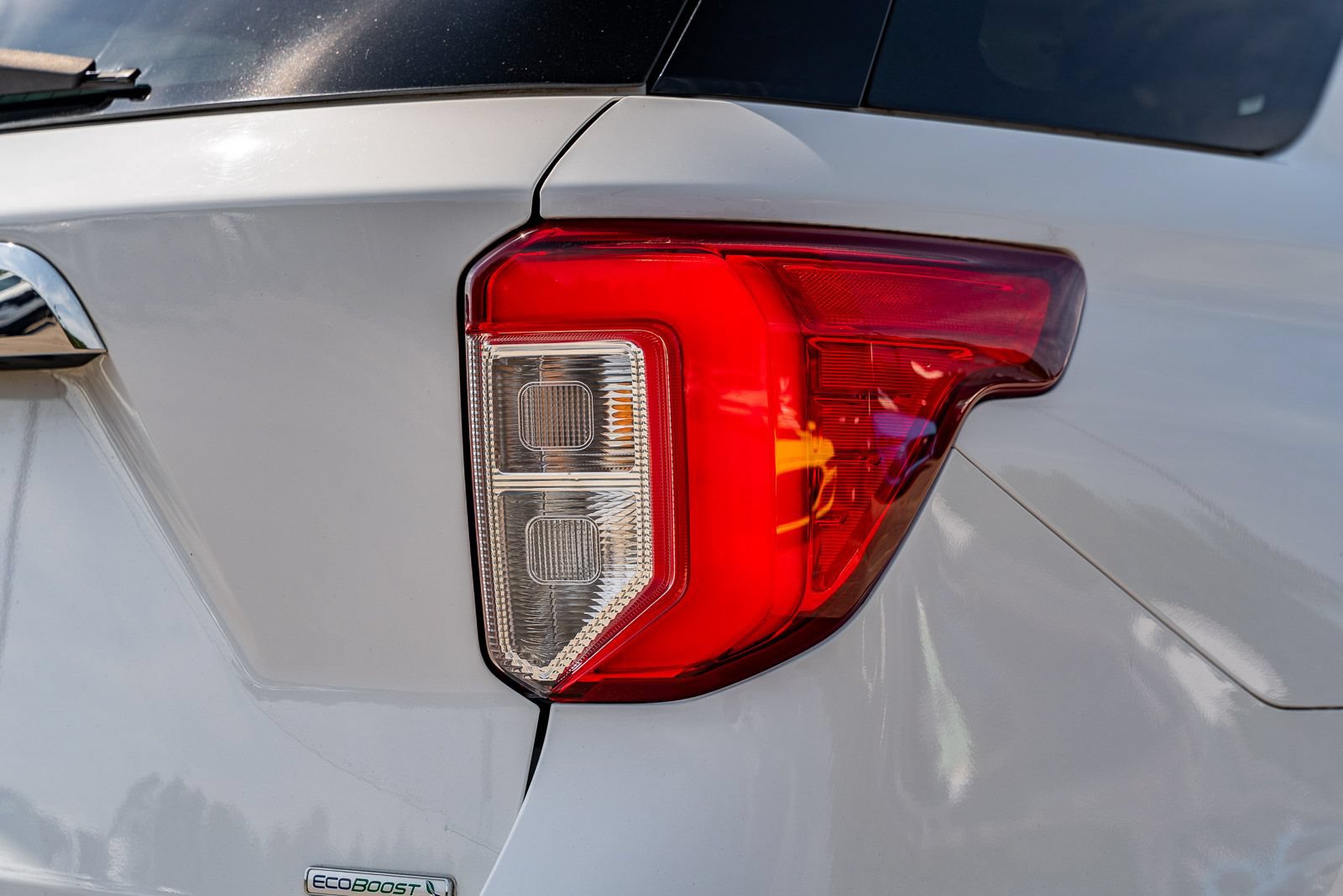 Certified 2020 Ford Explorer Limited RWD image 14
