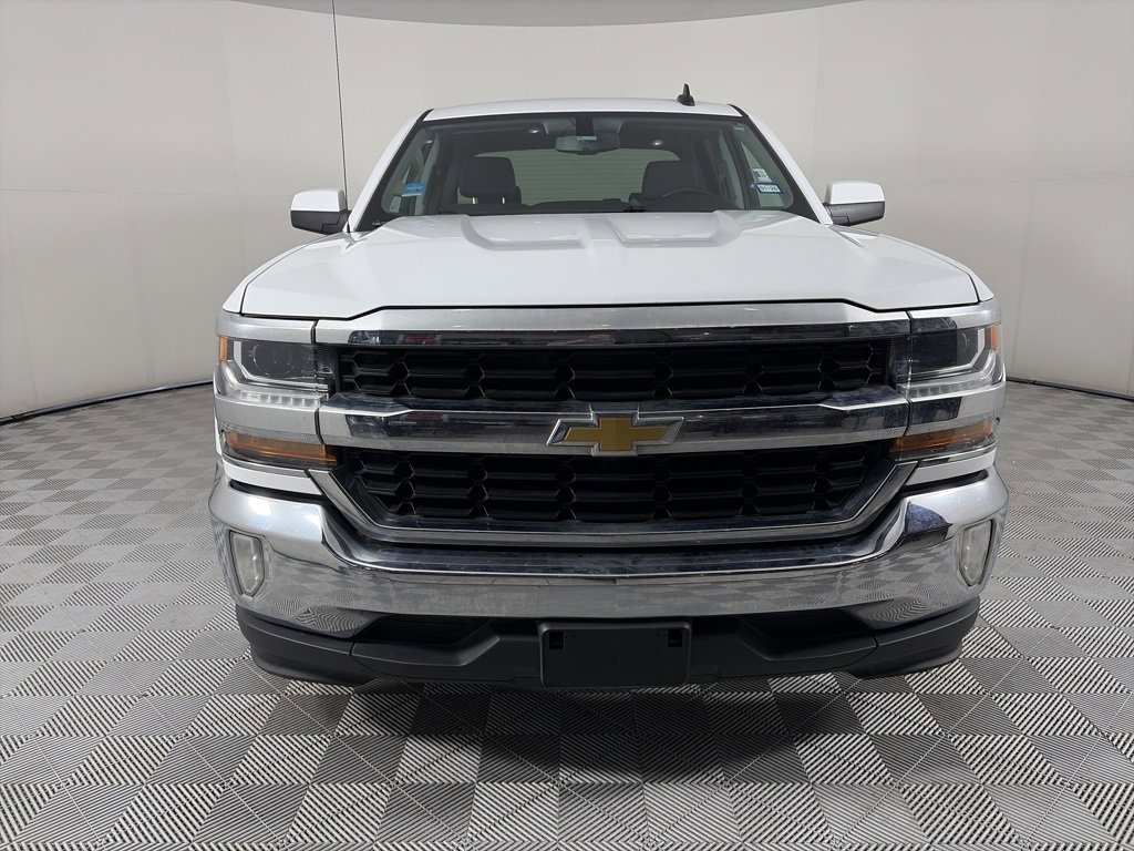 Used 2018 Chevrolet Silverado 1500 LT w/ Texas Edition image 2