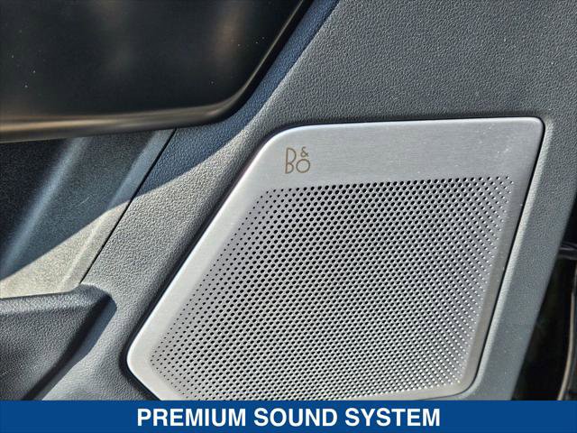 Certified 2022 Ford F150 Platinum w/ Equipment Group 701A High image 12