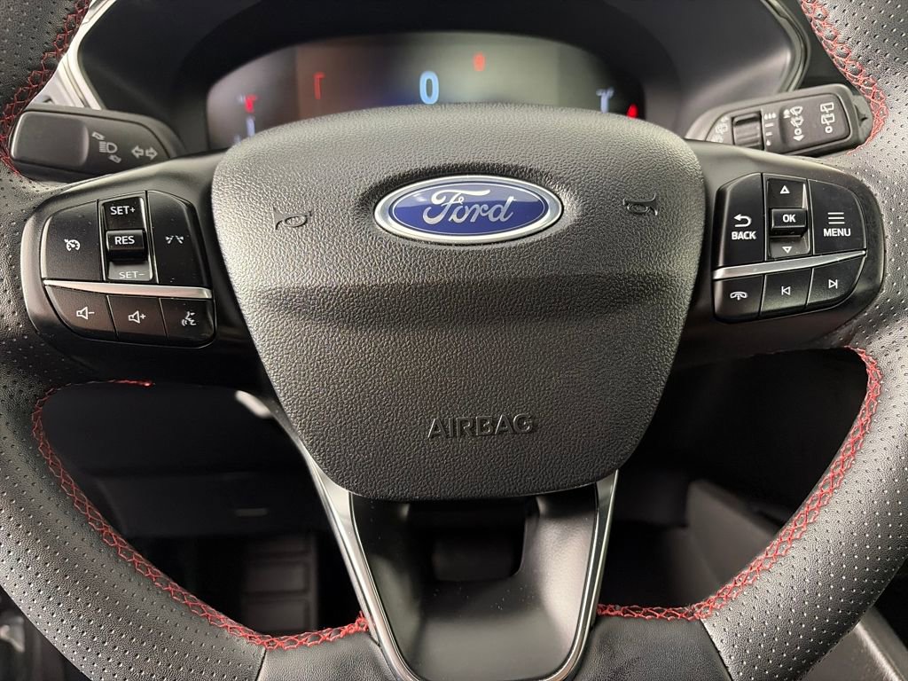 Certified 2025 Ford Escape ST-Line Select image 16