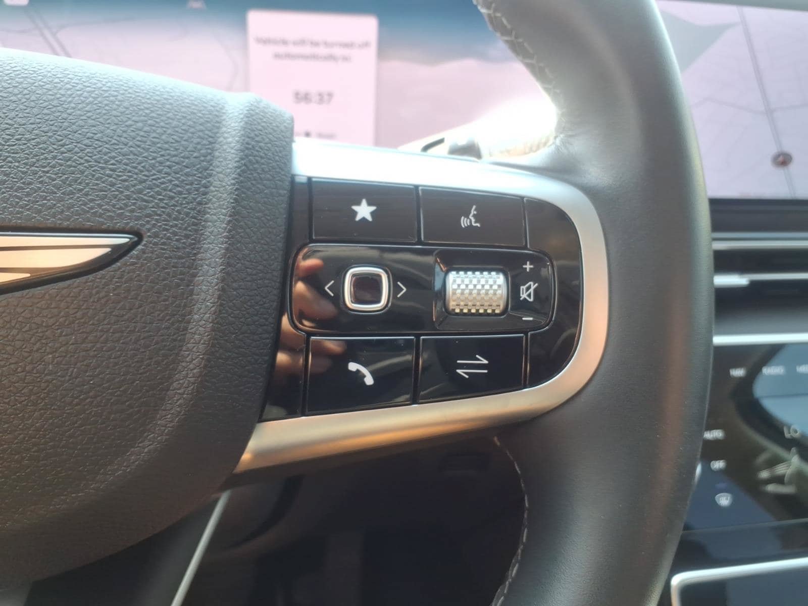 Used 2025 Genesis GV80 2.5T Standard AWD/4WD image 22