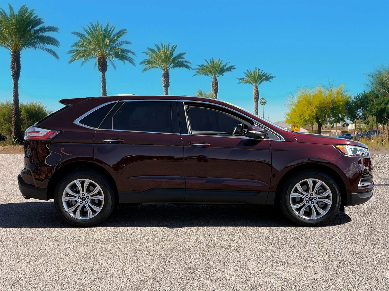 Certified 2024 Ford Edge Titanium AWD/4WD image 7