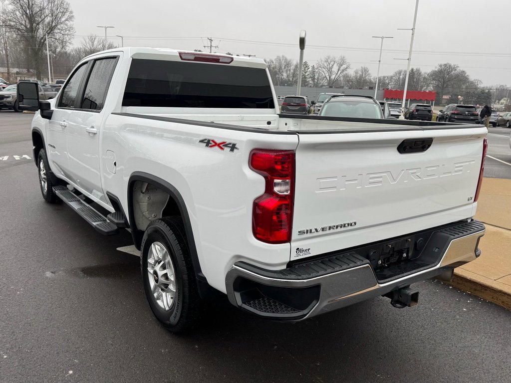 Used 2024 Chevrolet Silverado 2500 LT image 3