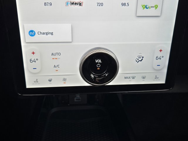 Certified 2024 Ford Mustang Mach-E Premium image 16