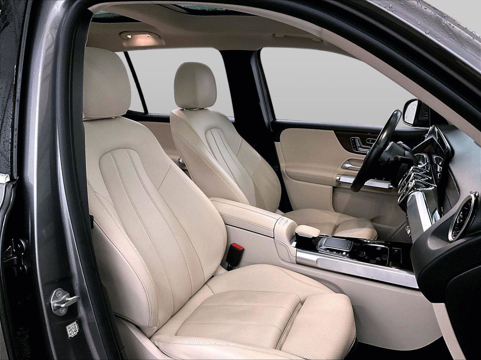 Used 2022 Mercedes-Benz GLB 250 4MATIC image 7