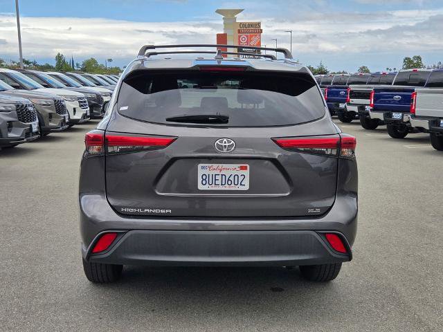 Used 2021 Toyota Highlander XLE FWD image 5