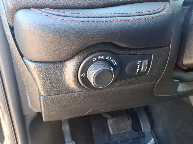 Used 2025 Dodge Durango GT AWD/4WD image 20