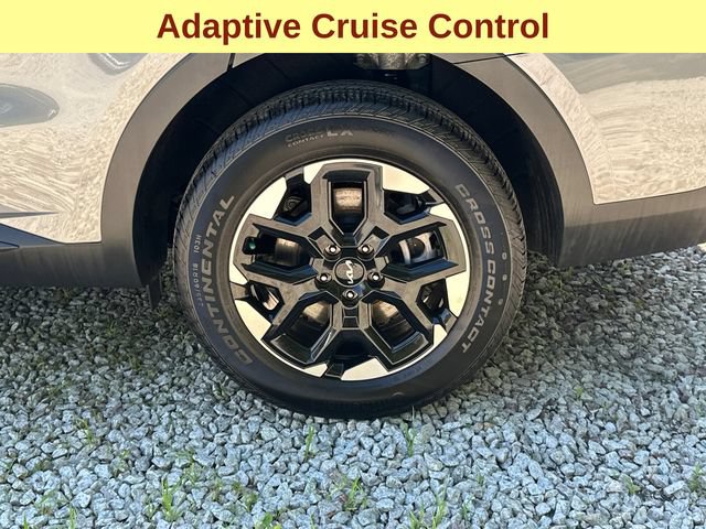 Used 2025 Kia Sorento S AWD/4WD image 9