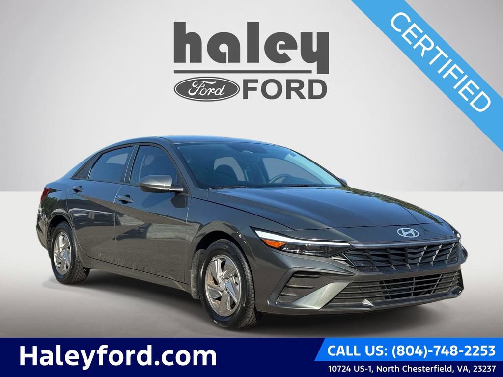 Used 2025 Hyundai Elantra SE
