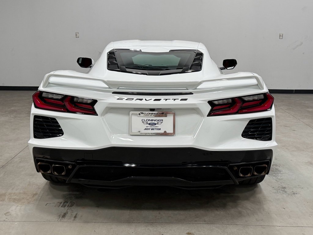 Used 2022 Chevrolet Corvette Stingray Coupe w/ Z51 Performance Package image 7