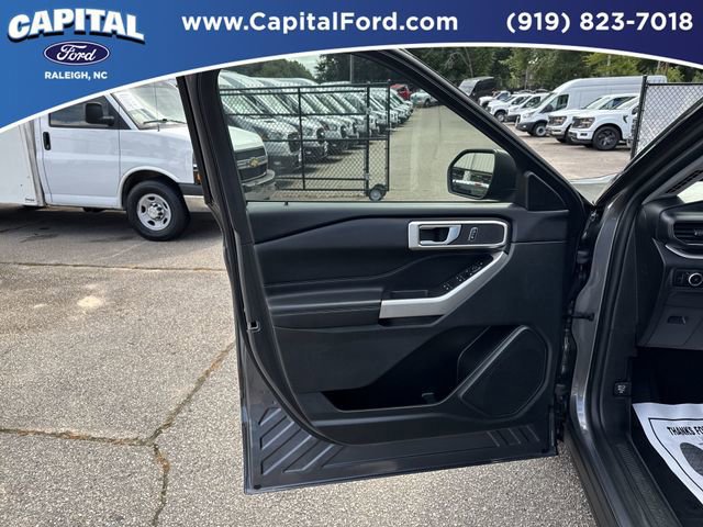 Certified 2023 Ford Explorer XLT w/ Equipment Group 202A image 19