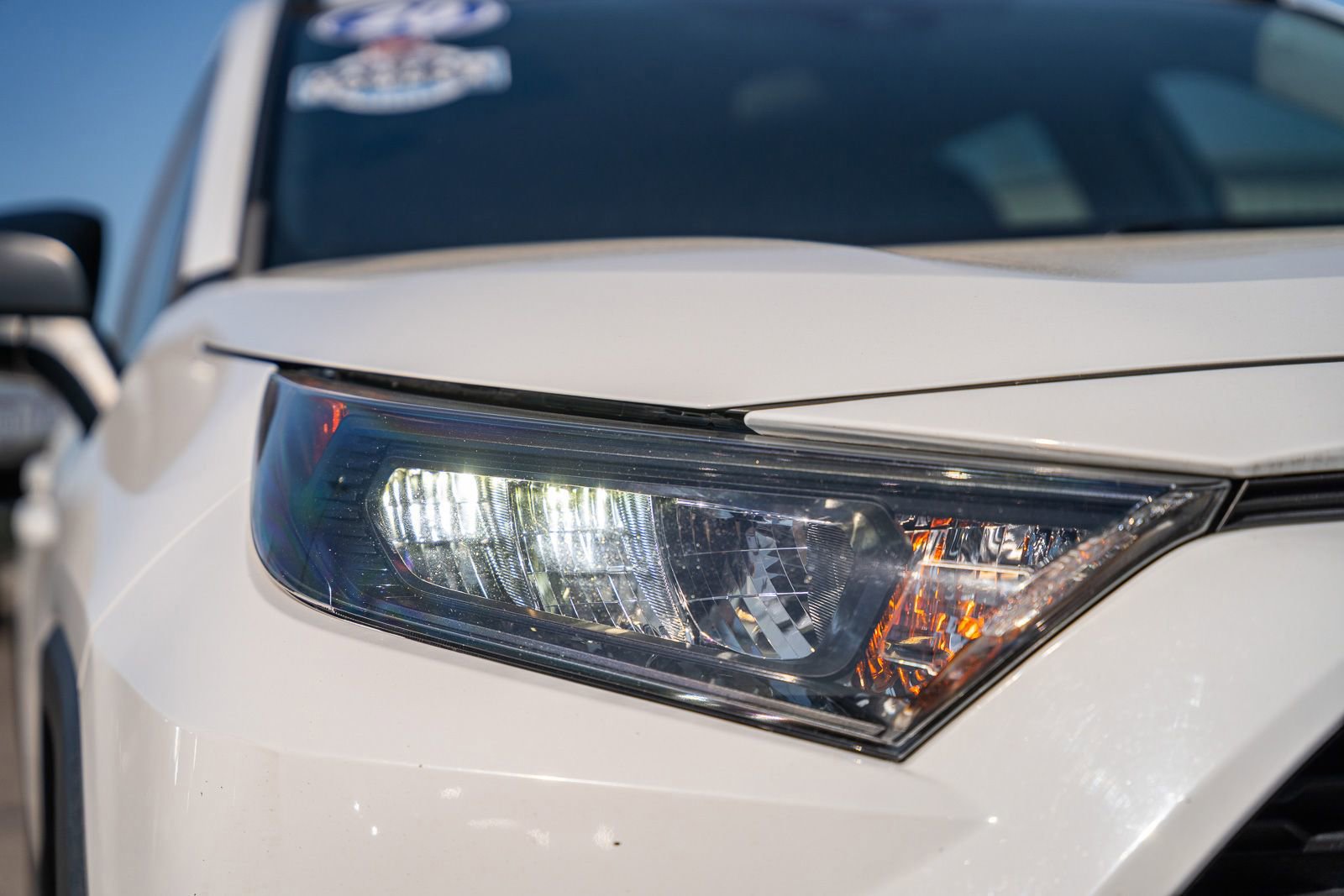 Used 2020 Toyota RAV4 LE FWD image 10