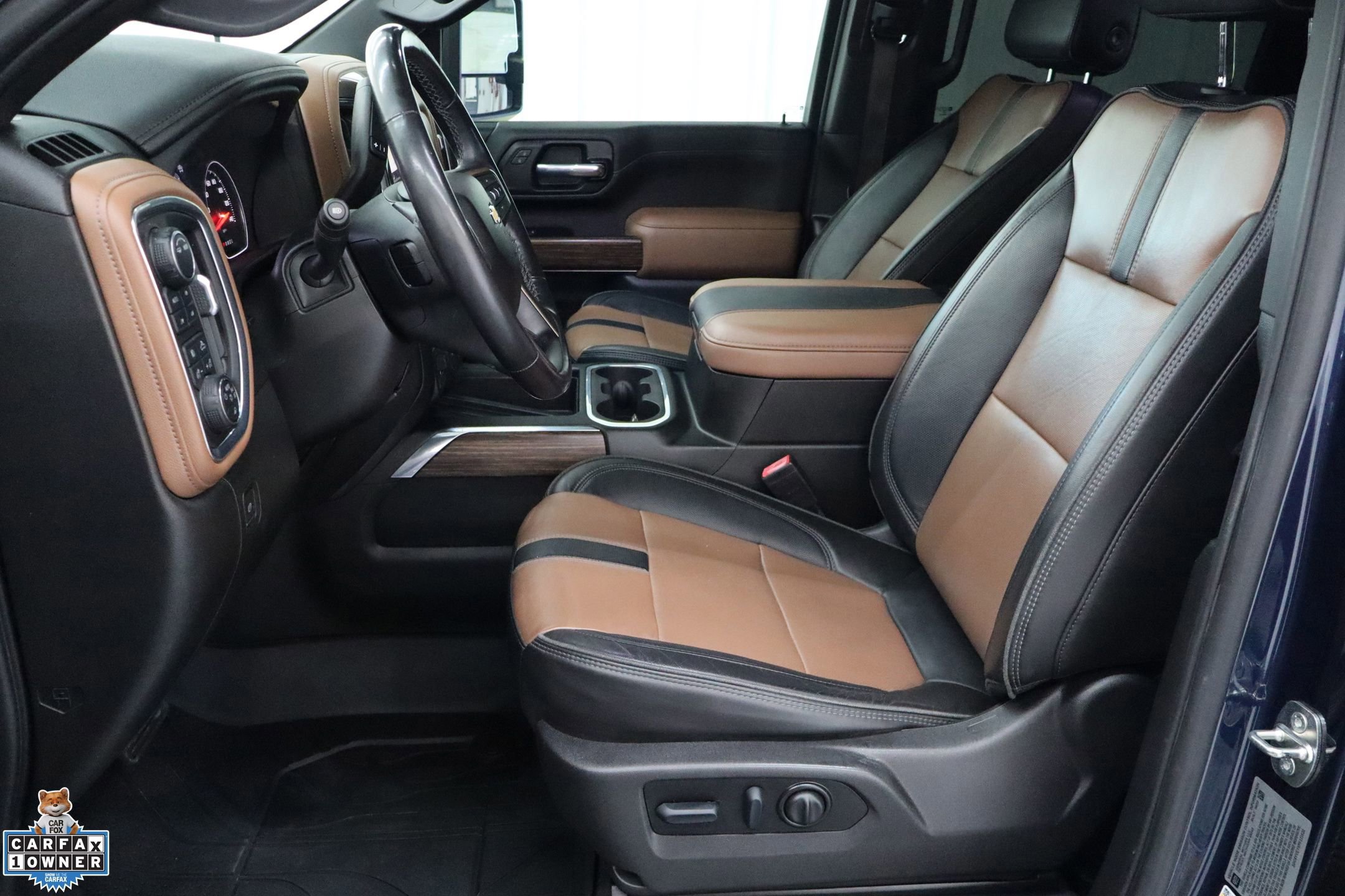 Used 2023 Chevrolet Silverado 3500 High Country image 15