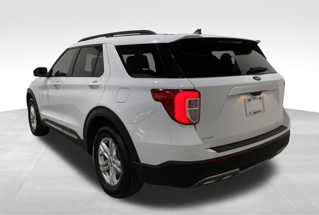 Certified 2023 Ford Explorer XLT w/ Equipment Group 202A image 6