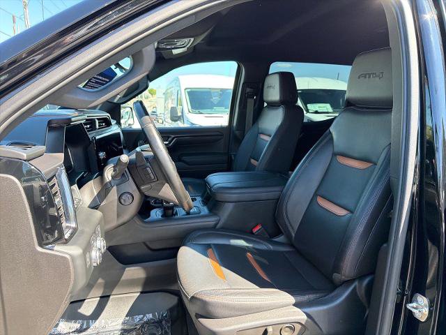 Used 2023 GMC Sierra 1500 AT4 w/ Technology Package AWD/4WD image 16