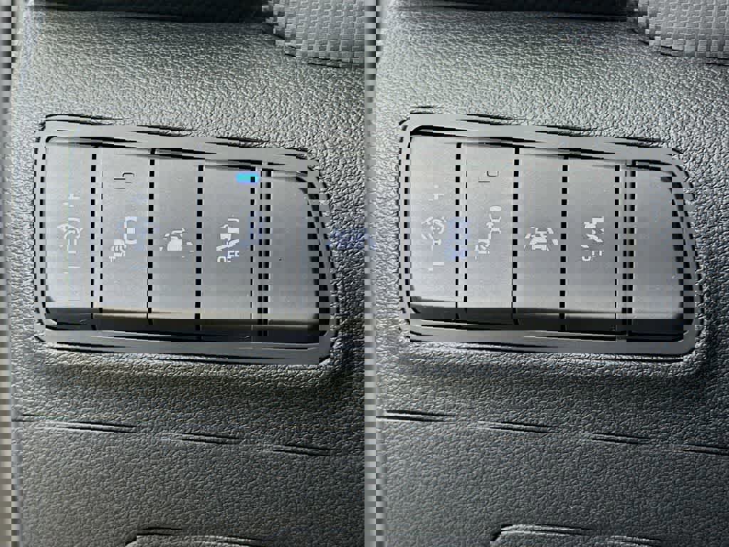 Used 2020 Hyundai Tucson SEL w/ Winter Weather Package image 27