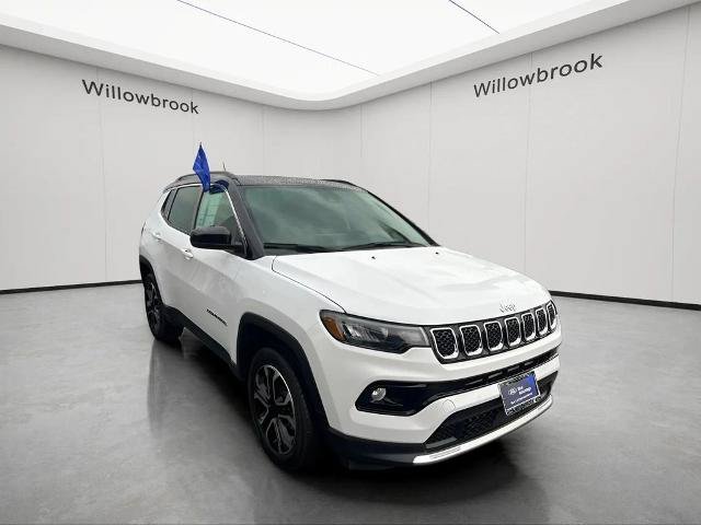 Used 2023 Jeep Compass Limited w/ Sun and Sound Group AWD/4WD image 7