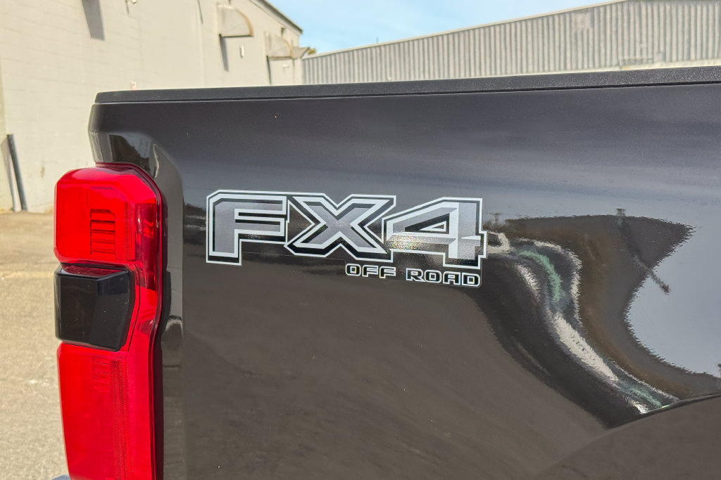 Certified 2024 Ford F250 XLT w/ Black Appearance Package AWD/4WD image 20