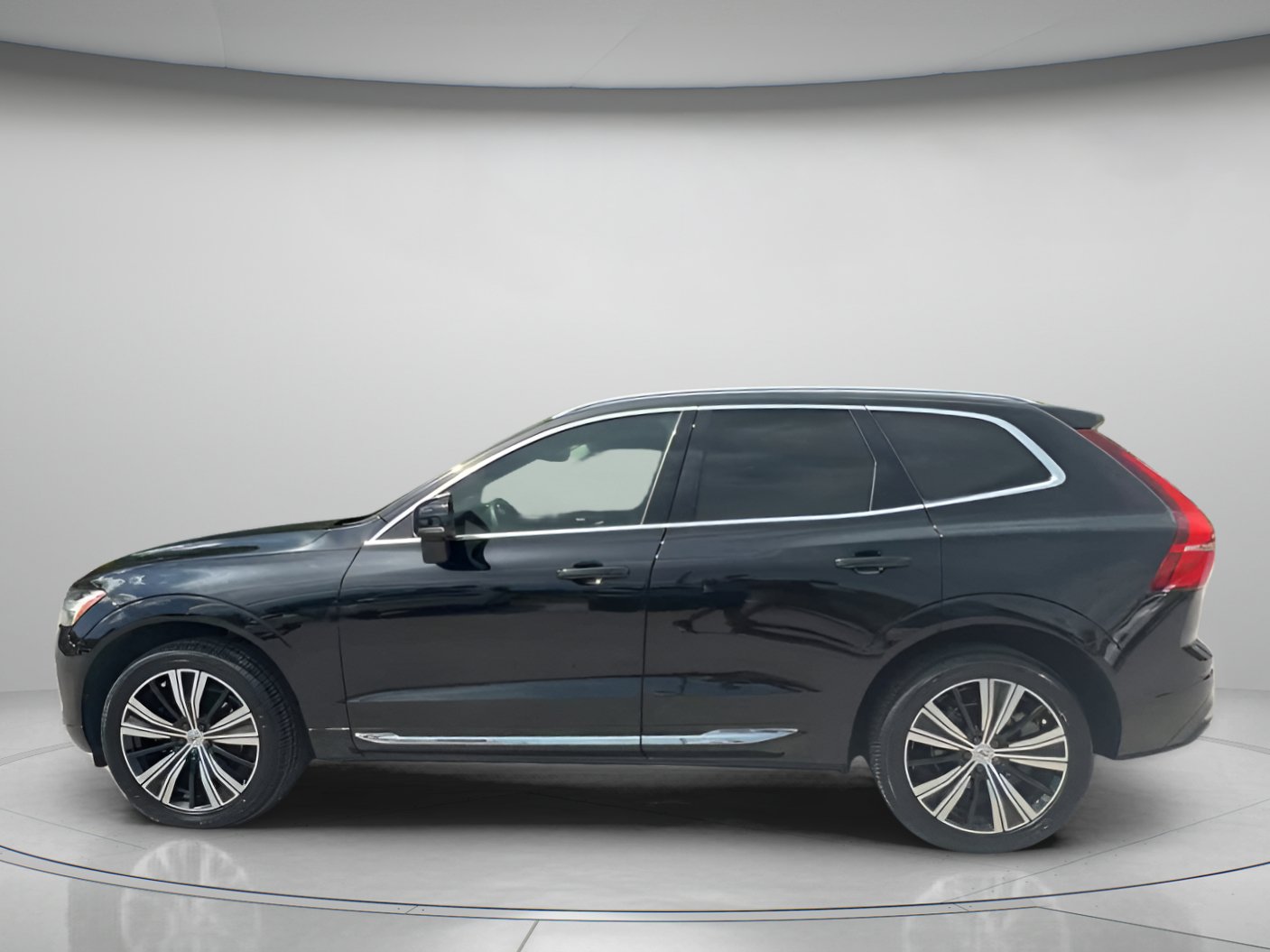Used 2022 Volvo XC60 B5 Inscription w/ Protection Package Premier FWD image 19
