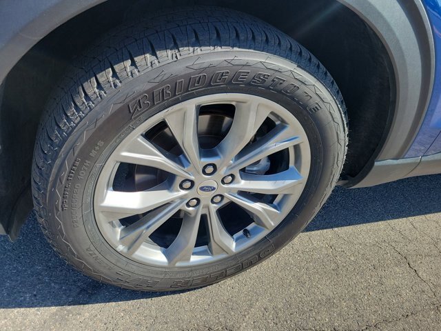 Certified 2022 Ford Explorer Limited w/ Equipment Group 301A AWD/4WD image 8