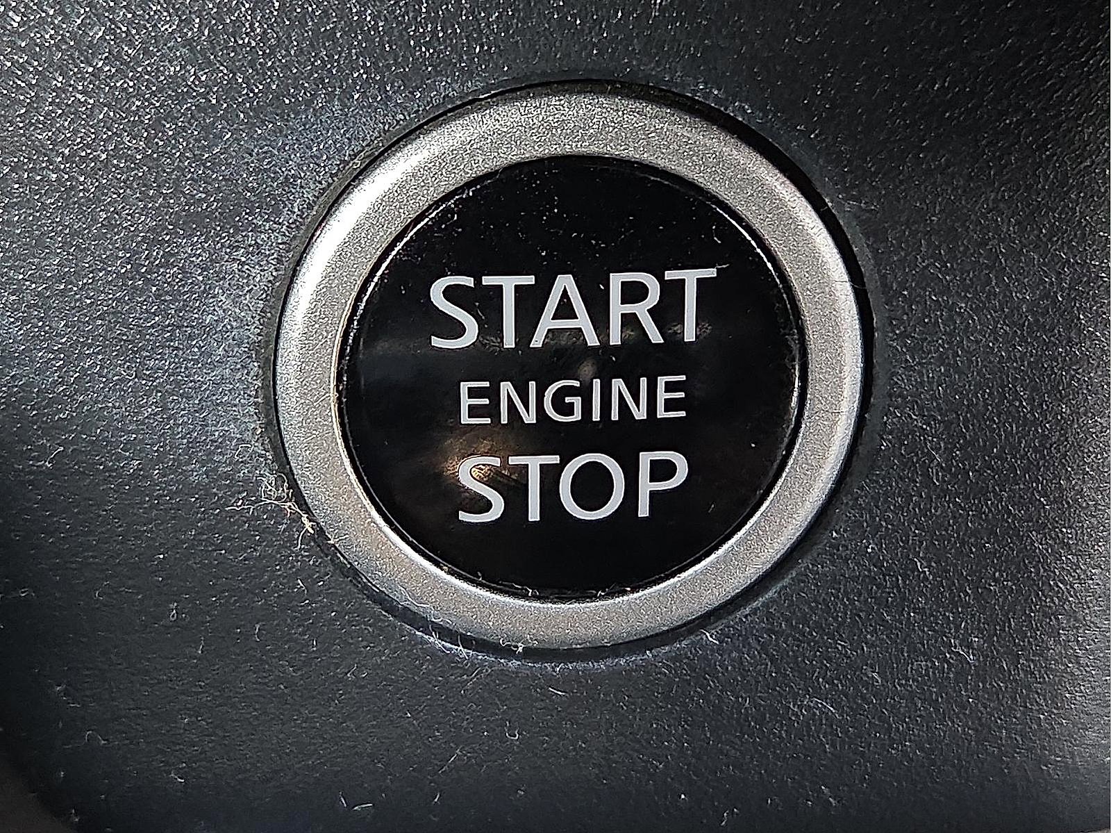 Used 2022 Nissan Rogue SV image 20