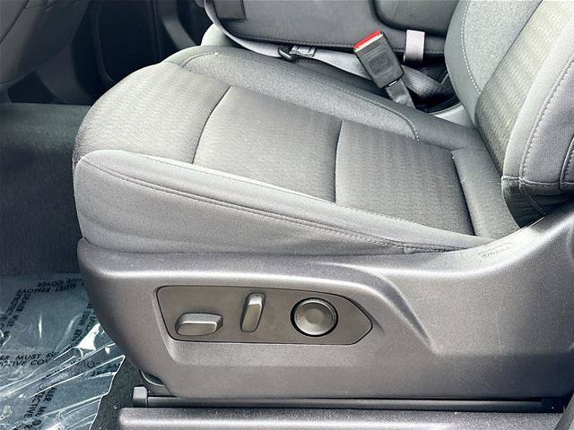 Used 2025 Chevrolet Silverado 1500 Custom w/ Turbomax Blackout Package RWD image 19