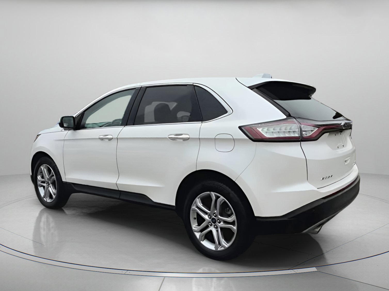 Certified 2018 Ford Edge Titanium w/ Ford Safe & Smart Package image 12