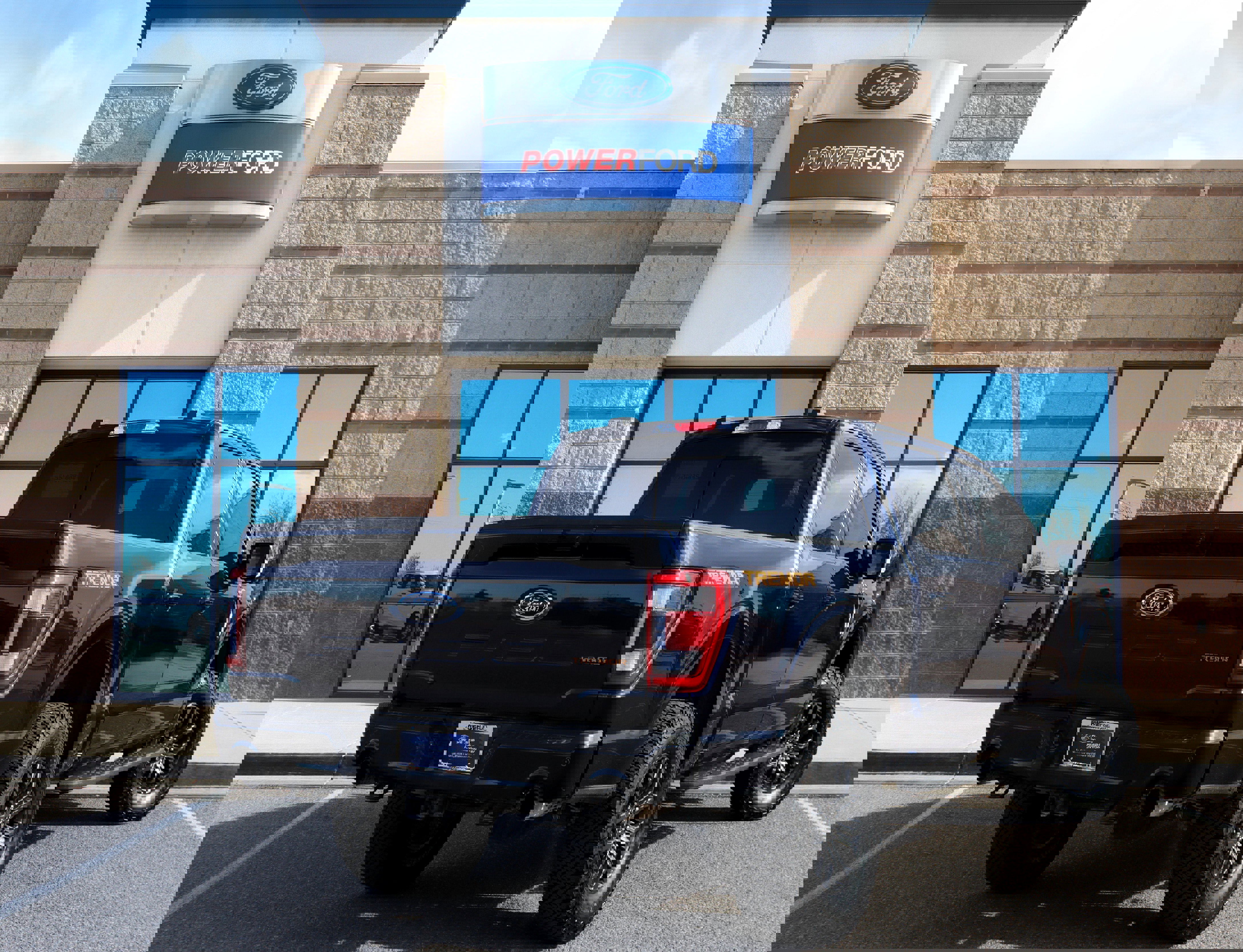 Certified 2023 Ford F150 Tremor w/ Equipment Group 402A High image 6