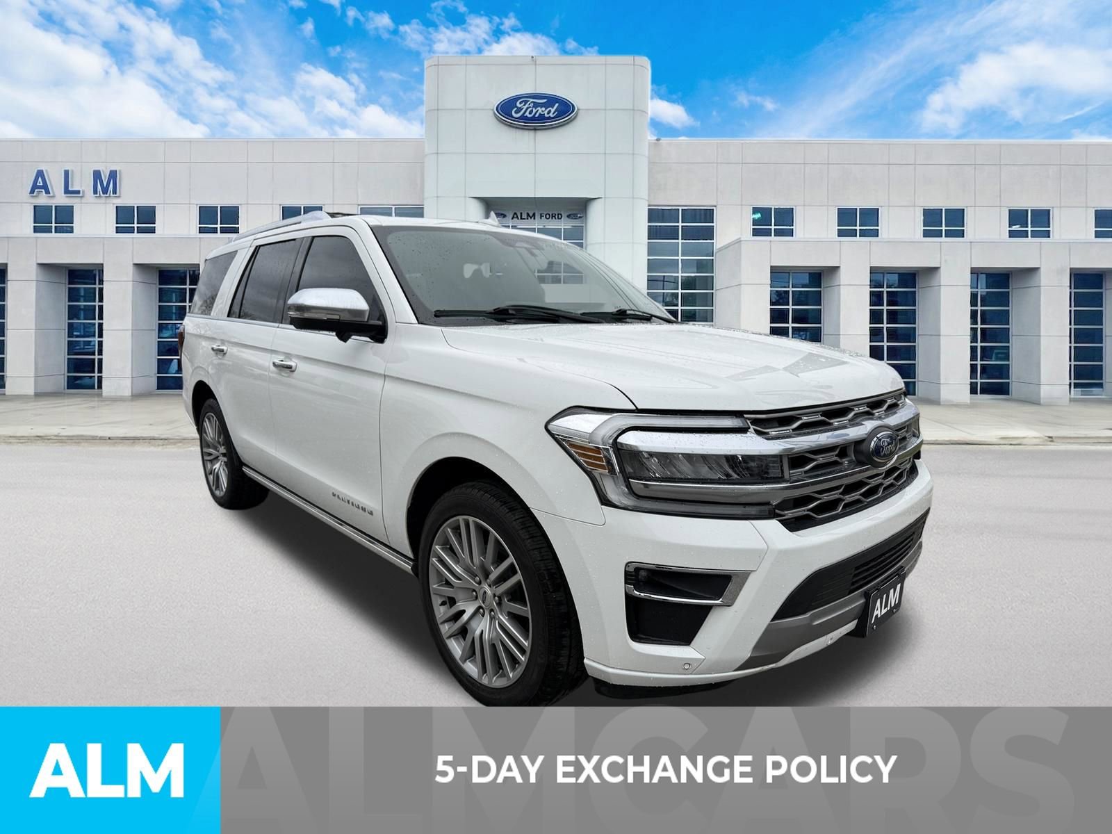 Certified 2022 Ford Expedition Platinum image 3