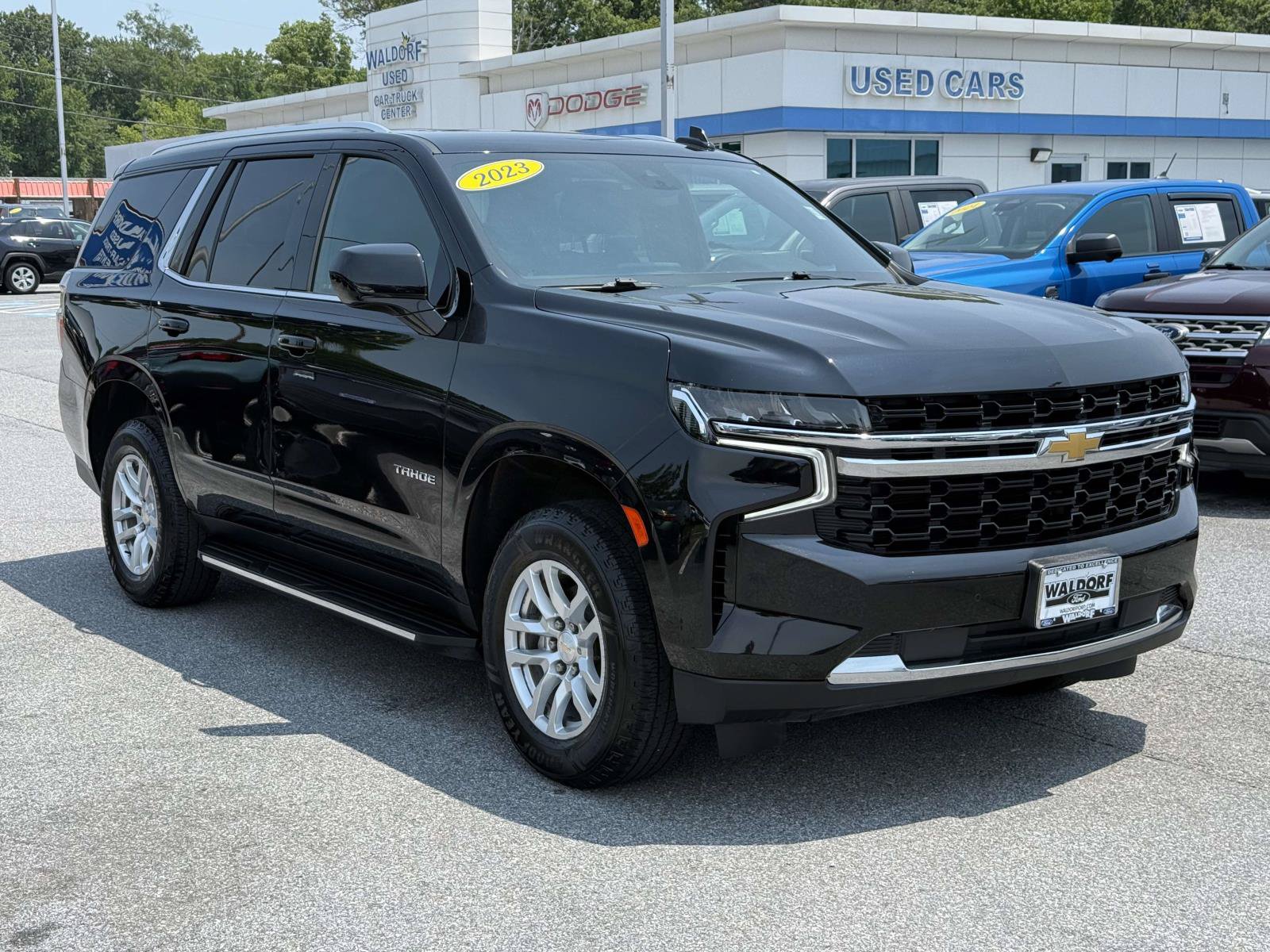 Used 2023 Chevrolet Tahoe LS w/ Driver Alert Package AWD/4WD image 1