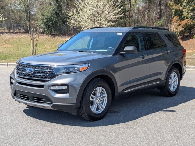 Certified 2023 Ford Explorer XLT w/ Equipment Group 202A AWD/4WD image 8