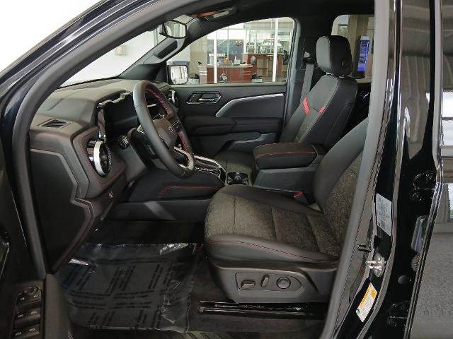 Used 2023 Chevrolet Colorado Z71 w/ Z71 Convenience Package 2 image 11