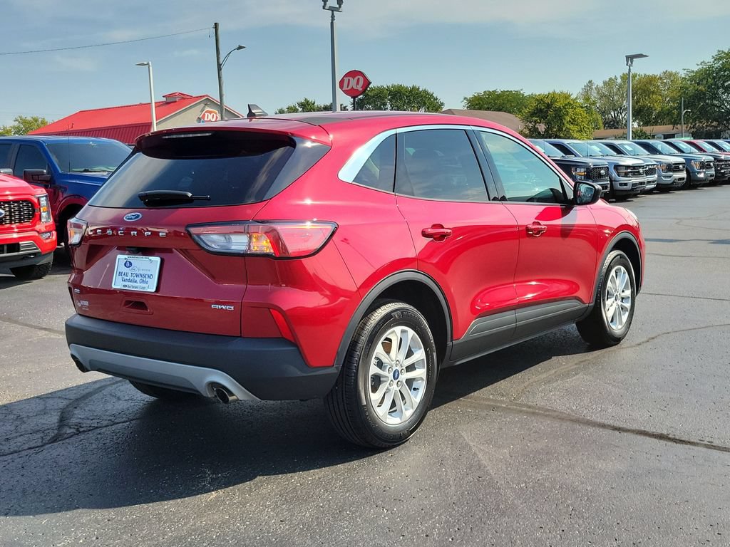 Certified 2022 Ford Escape SE w/ Cold Weather Package AWD/4WD image 4