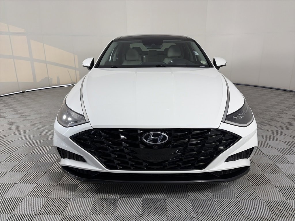 Used 2022 Hyundai Sonata Limited w/ Cargo Package image 2