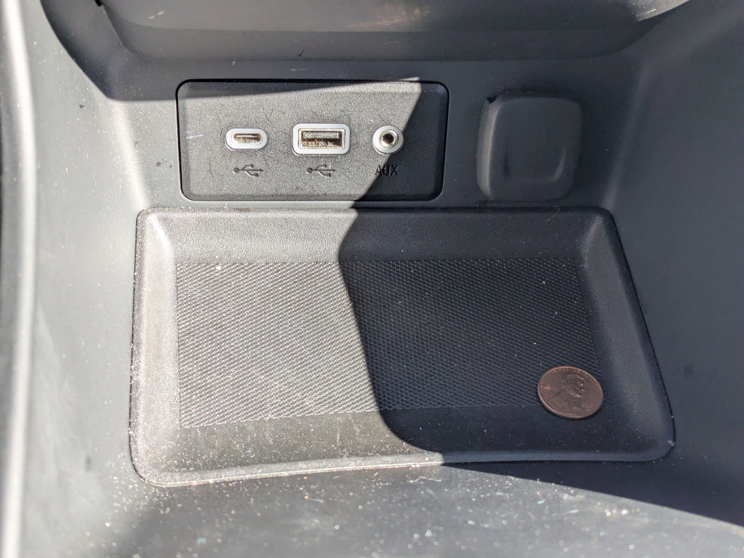 Used 2024 GMC Terrain SLE image 23