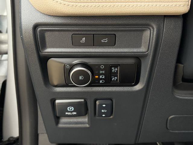 Certified 2024 Ford Expedition Max Limited RWD image 25